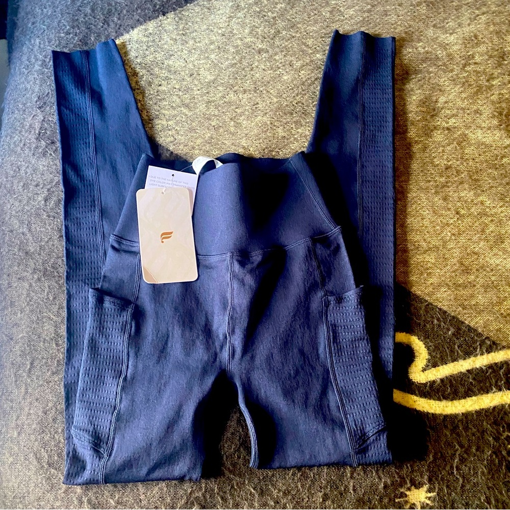 New! Fabletics leggings